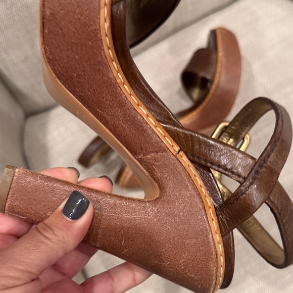 Prada Women's Dark Brown Leather Heels - Picture 6 of 11